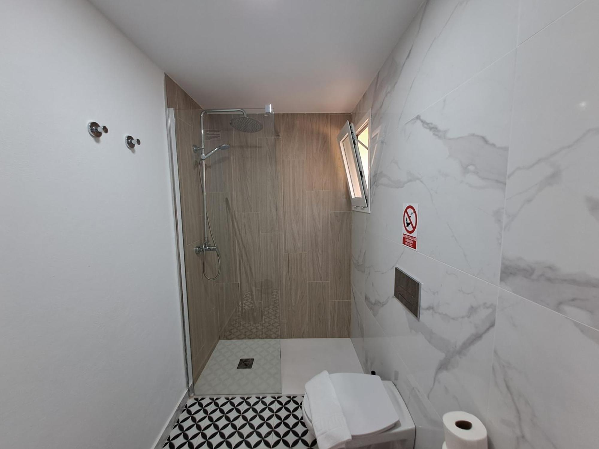 Homeforguest Apartamento Con Terraza Y Piscina En Коральео Экстерьер фото